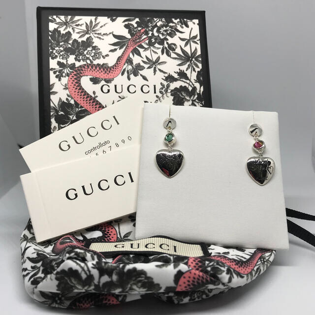 Gucci(グッチ)のGUCCI ピアス トリ blind for love レディースのアクセサリー(ピアス)の商品写真