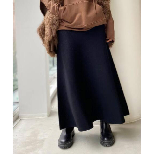 L'Appartement DEUXIEME CLASSE(アパルトモンドゥーズィエムクラス)のL'Appartement アパルトモン Knit Long Skirt レディースのスカート(ロングスカート)の商品写真