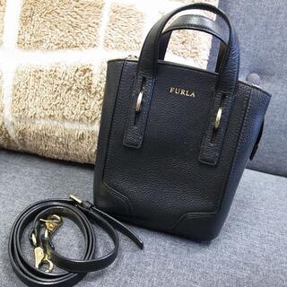 フルラ(Furla)の正規品☆フルラ　ぺルラ　2Wayバッグ　ミニバッグ　黒　バッグ　財布　小物(ハンドバッグ)