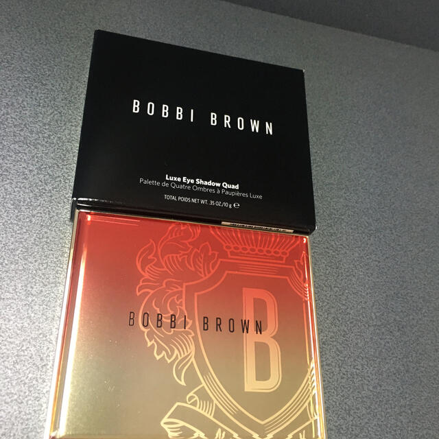 BOBBI BROWN(ボビイブラウン)のボビイ ブラウン　リュクス アイシャドウ クォード　限定 コスメ/美容のベースメイク/化粧品(アイシャドウ)の商品写真