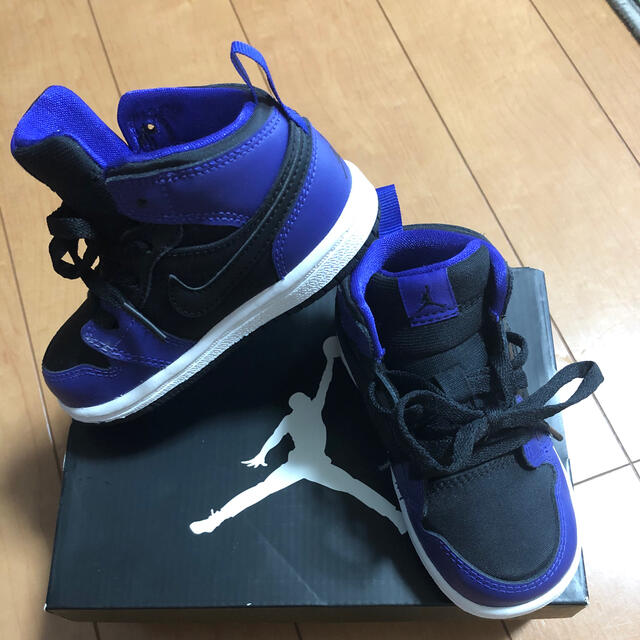 【ほぼ新品】ジョーダン13センチNIKE AIR JORDAN 1 MID BT