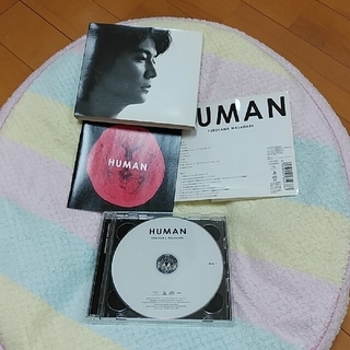福山雅治CD2枚　HUMAN（初回限定グッズ付盤）オマケ付(クリアファイル)(ポップス/ロック(邦楽))