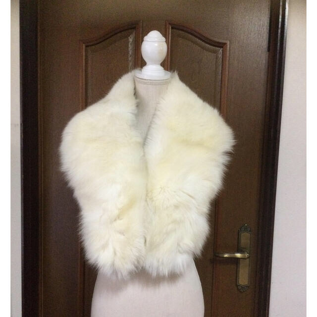 FOX ショール　ホワイト　コート　着物 レディースのファッション小物(マフラー/ショール)の商品写真