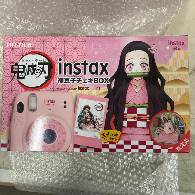 富士フイルム(フジフイルム)の鬼滅の刃 FUJIFILM instax mini 禰󠄀豆子BOX チェキ スマホ/家電/カメラのカメラ(フィルムカメラ)の商品写真