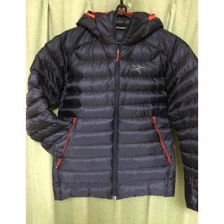 アークテリクス(ARC'TERYX)の未使用／アークテリクス cerium LT Hoody (ダウンジャケット)