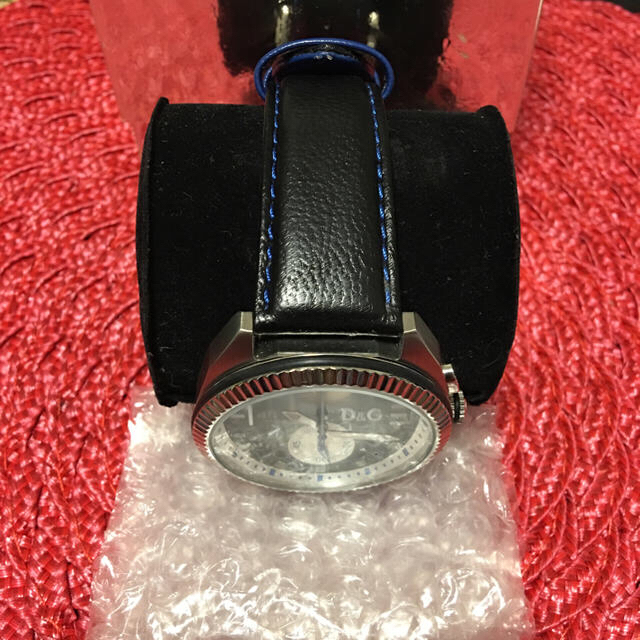 D&G(ディーアンドジー)のチキン （spice）様専用 未使用 D&G 耐水 メンズ腕時計 メンズの時計(腕時計(アナログ))の商品写真