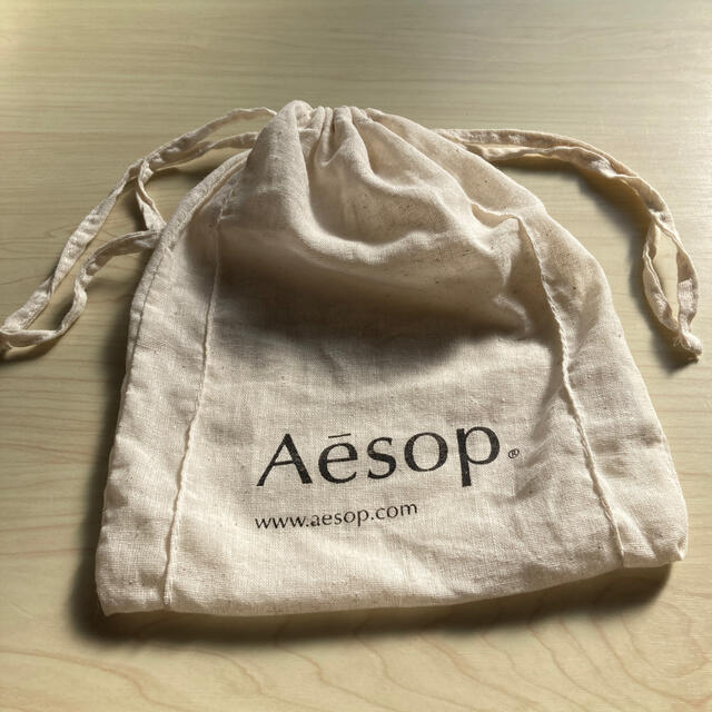 Aesop(イソップ)のAesopの巾着　100%cotton ギフト袋 レディースのファッション小物(ポーチ)の商品写真