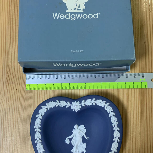 WEDGWOOD(ウェッジウッド)のウエッジウッド　ジャスパートレイハート インテリア/住まい/日用品のインテリア小物(小物入れ)の商品写真