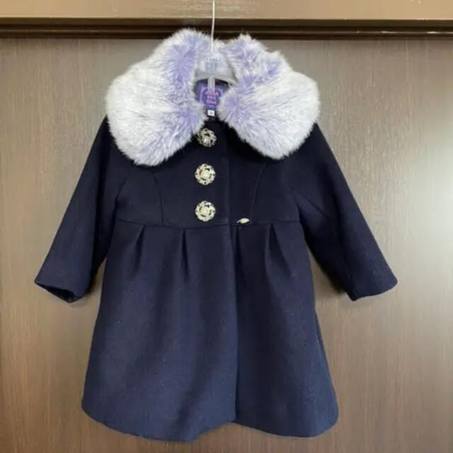 ANNA SUI mini(アナスイミニ)のファーティペット付きコート90 キッズ/ベビー/マタニティのキッズ服女の子用(90cm~)(コート)の商品写真