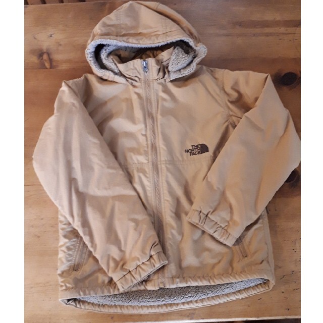 THE NORTH FACE(ザノースフェイス)のTHE NORTH FACE ノマドジャケット　140 キッズ/ベビー/マタニティのキッズ服女の子用(90cm~)(ジャケット/上着)の商品写真