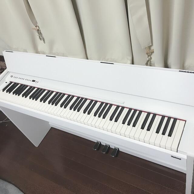 Roland(ローランド)の【電子ピアノ】Roland F110/wh 楽器の鍵盤楽器(電子ピアノ)の商品写真