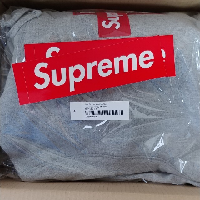 Supreme(シュプリーム)のSupreme Cross Box Logo Hooded Sweatshirt メンズのトップス(パーカー)の商品写真