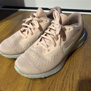 ナイキ(NIKE)の【極美品】ナイキ　オデッセイリアクト　スニーカー　レディース(シューズ)