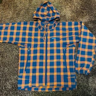 patagonia(ナイロンジャケット ・ オレンジ/橙色系)のフリマ patagonia(ナイロンジャケット ・ オレンジ/橙色系)のフリマ