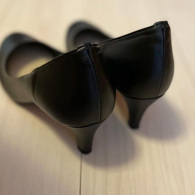 Le Talon(ルタロン)の美品　ルタロン パンプス ブラック レディースの靴/シューズ(ハイヒール/パンプス)の商品写真
