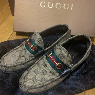 グッチ(Gucci)のGUCCI ローファー(ローファー/革靴)