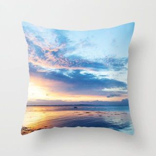 ソサエティシックス クッションカバーの通販 42点 | Society6の