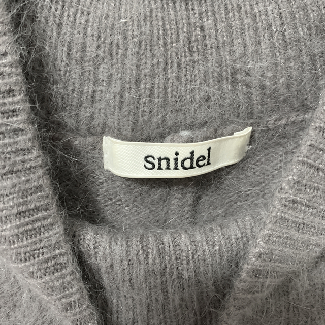 SNIDEL(スナイデル)の【まゆてる様】snidel♡ニットワンピース♡小嶋陽菜着用 レディースのワンピース(ミニワンピース)の商品写真