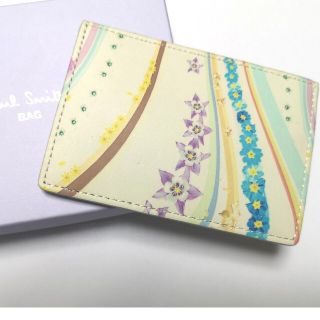 ポールスミス(Paul Smith)の新品　ポール・スミス　パスケース　定期入れ　カードケース　花柄　ヴィンテージ(名刺入れ/定期入れ)