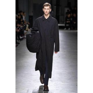 ドリスヴァンノッテン(DRIES VAN NOTEN)のdries van noten 19AW パデッドステンカラーコート(ステンカラーコート)