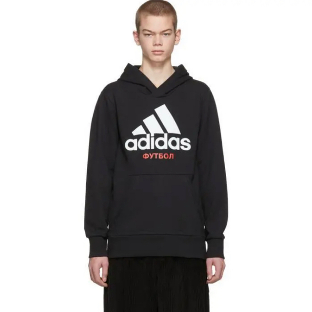 adidas - adidas ゴーシャラブチンスキー ロゴ パーカー Lの通販 by ...