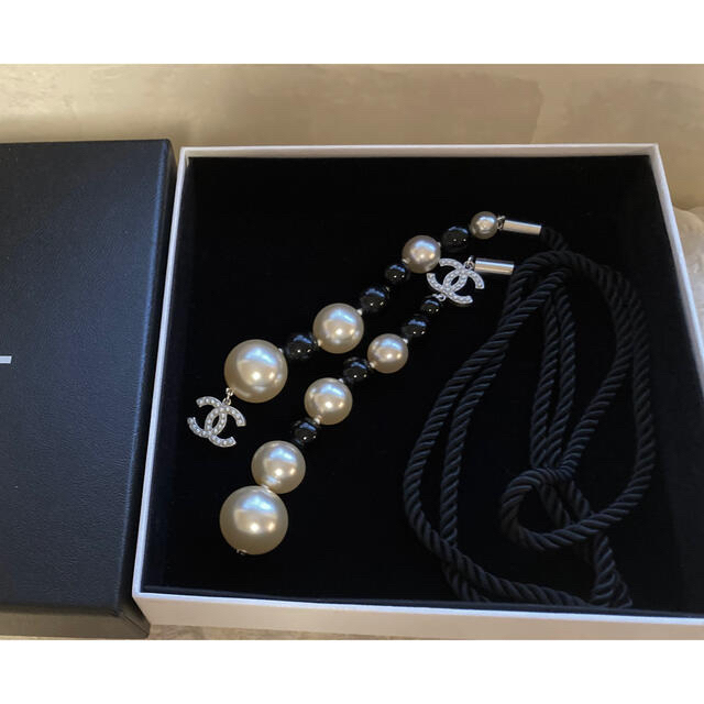 大注目 CHANEL シャネル❤️シルクコード❤️パール装飾ラニエール
