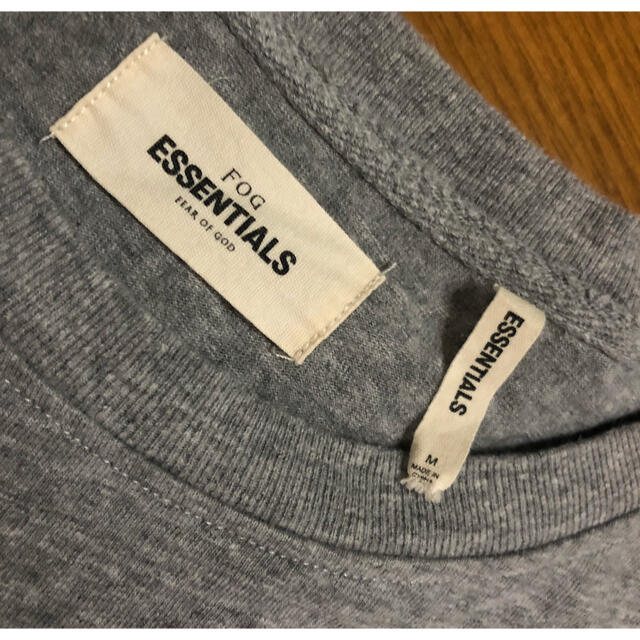 FEAR OF GOD(フィアオブゴッド)の【Fear Of God Essentials】 ロゴロンT メンズのトップス(Tシャツ/カットソー(七分/長袖))の商品写真