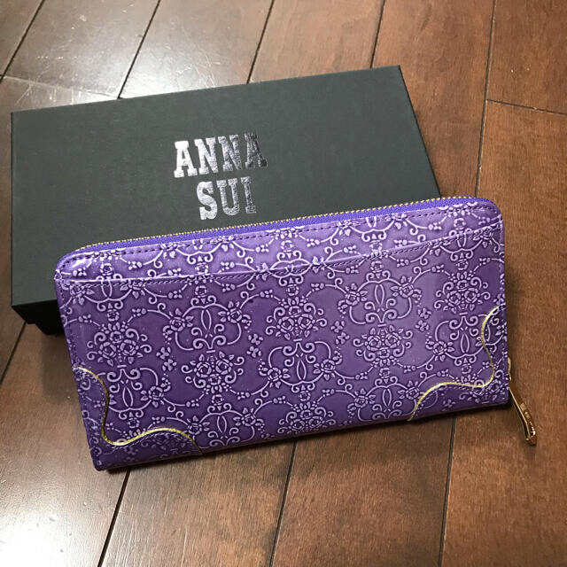 ANNA SUI(アナスイ)の新品 アナスイ ANNA SUI 長財布 ラウンドジッパー エナメル 牛革 本革 レディースのファッション小物(財布)の商品写真