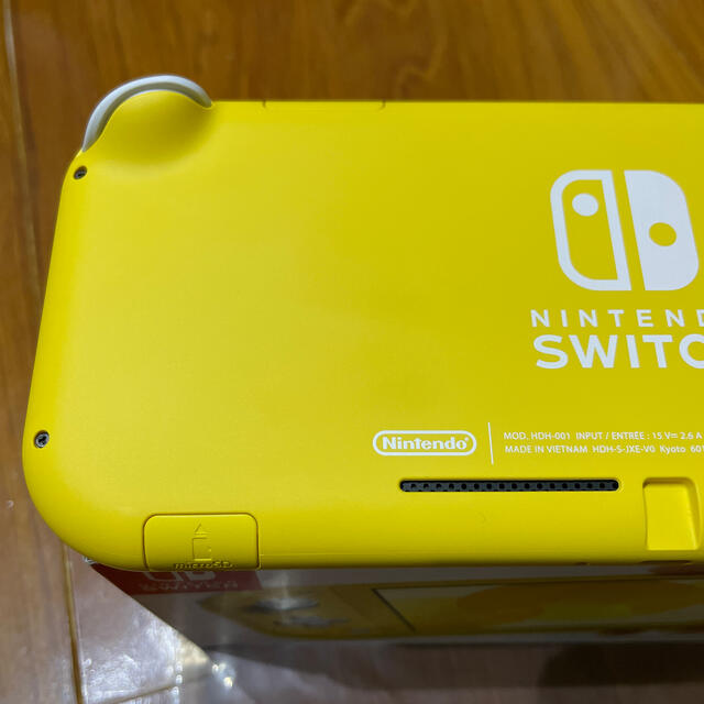 Nintendo Switch Lite イエロー