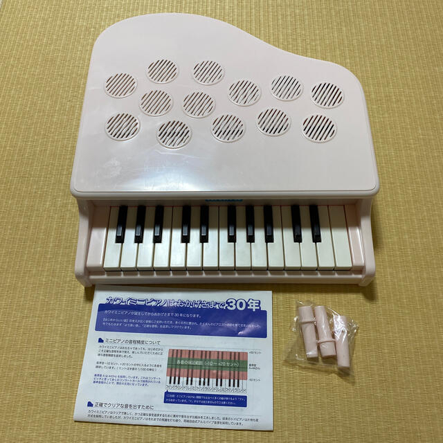 【値下げ】KAWAI ミニピアノ　楽器玩具 知育玩具 おもちゃ カワイ　子供用 キッズ/ベビー/マタニティのおもちゃ(楽器のおもちゃ)の商品写真