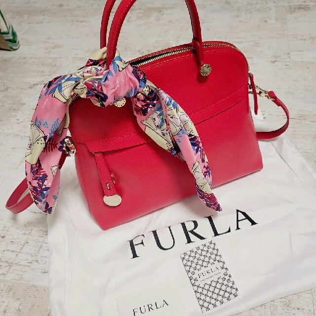 【 値下げ】FURLA ハイパーバッグ