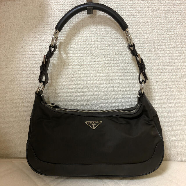 PRADA ダークブラウンショルダーバッグ