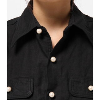 マディソンブルー  パールボタン シャツ 黒　ブラック(シャツ/ブラウス(長袖/七分))