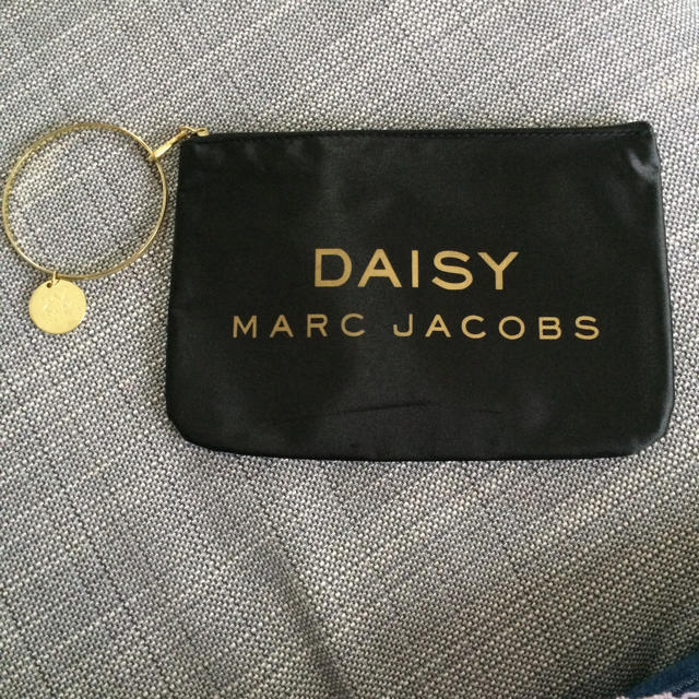MARC JACOBS(マークジェイコブス)のマークジェイコブスポーチ レディースのファッション小物(ポーチ)の商品写真