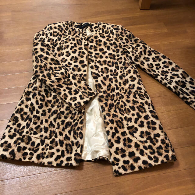 ZARA(ザラ)のザラ　ノーカラーコート レディースのジャケット/アウター(ノーカラージャケット)の商品写真