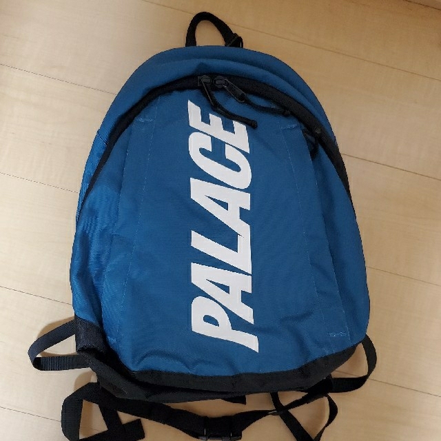 palace skateboards バッグパック