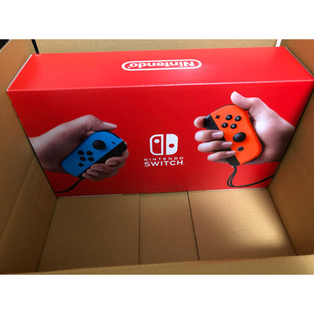 Nintendo Switch(ニンテンドースイッチ)のNintendo Switch ネオンブルー/ネオンレッド　新品未開封 エンタメ/ホビーのゲームソフト/ゲーム機本体(家庭用ゲーム機本体)の商品写真