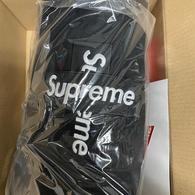 Supreme(シュプリーム)のsupreme シュプリーム Cross Box Logo Hooded 黒 L メンズのトップス(パーカー)の商品写真