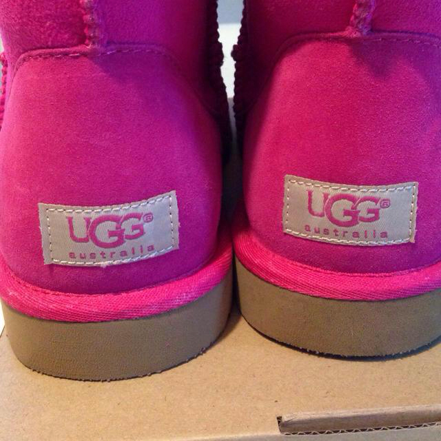 UGG(アグ)のあり得ない！早い者勝ち！新品UGG レディースの靴/シューズ(ブーツ)の商品写真