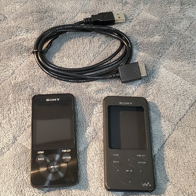 WALKMAN(ウォークマン)のSONY ウォークマン NW-S13 4GB スマホ/家電/カメラのオーディオ機器(ポータブルプレーヤー)の商品写真