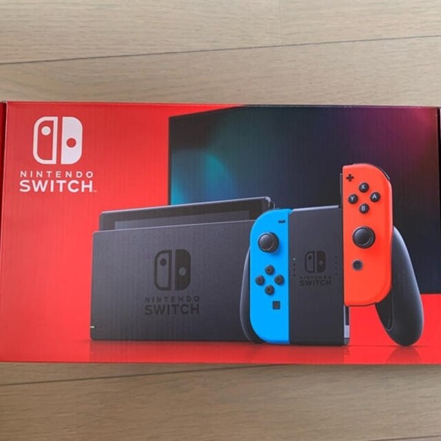 新型　Nintendo Switch　ネオン　新品