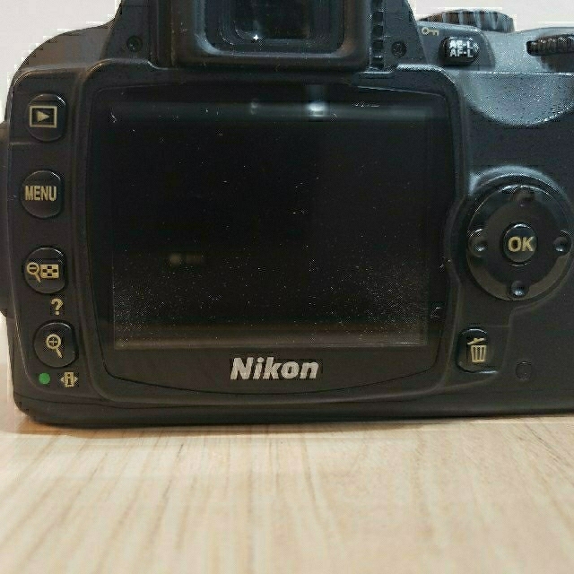 Nikon(ニコン)のNikon D40 一眼レフカメラ スマホ/家電/カメラのカメラ(デジタル一眼)の商品写真