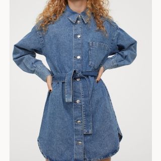 エイチアンドエム(H&M)の【ここりゅう様専用】コットンシャツドレス デニムブルー(シャツ/ブラウス(長袖/七分))