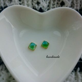 琉球ガラス⚓クラッシュシェルNo.131(ピアス)