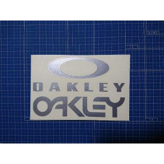 オークリー(Oakley)のカッティングシート加工(アクセサリー)