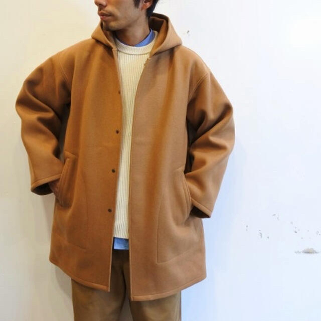 COMOLI(コモリ)のAURALEE HEAVY MELTON HOODED COAT コート メンズのジャケット/アウター(ステンカラーコート)の商品写真
