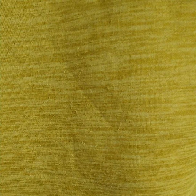 UNIQLO(ユニクロ)のユニクロ　メンズ　パーカー　イエロー　黄色 メンズのトップス(パーカー)の商品写真