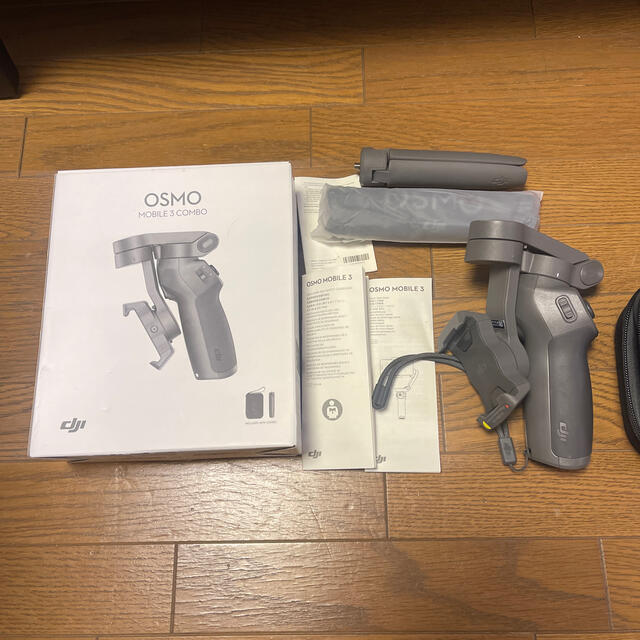 DJI OSMO MOBILE 3 COMBO スマホ/家電/カメラのスマホアクセサリー(自撮り棒)の商品写真