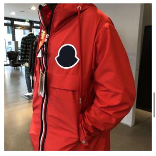 モンクレール(MONCLER)のMONCLER ナイロンロングパーカー(使用回数2回)(ナイロンジャケット)