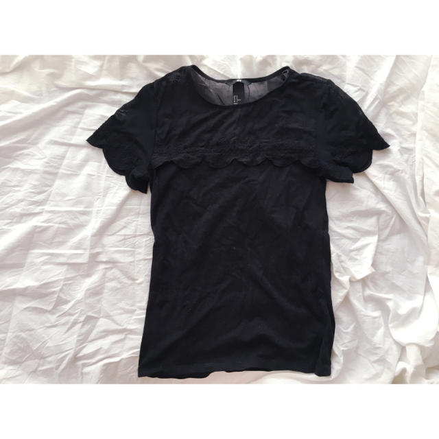 H&M(エイチアンドエム)の🌿🌳レースシャツ🌿🌳 レディースのトップス(Tシャツ(半袖/袖なし))の商品写真